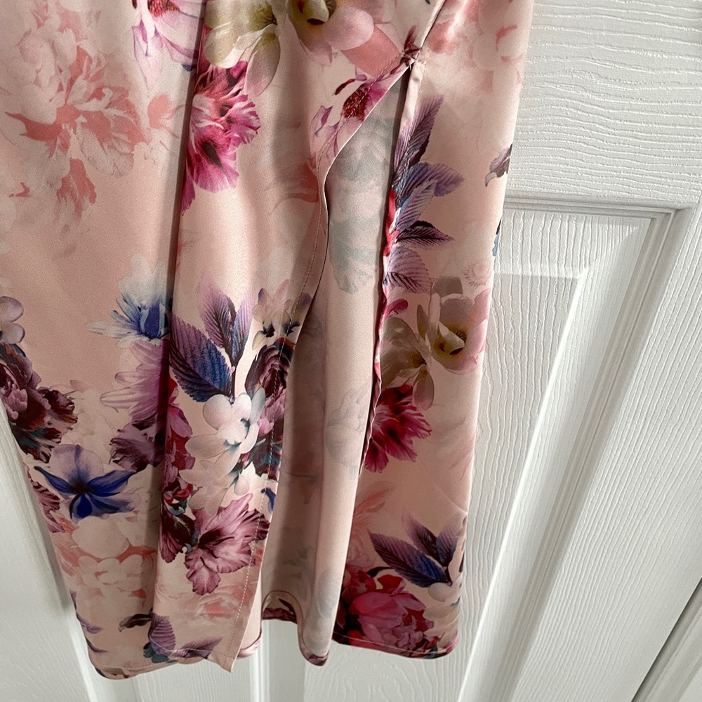 π Floral Slip Dress - Picture 8 of 15